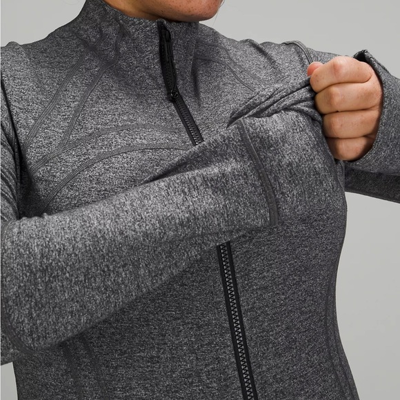 LULULEMON HEATHERD BLACK DEFINE JACKET! - Picture 4 of 9